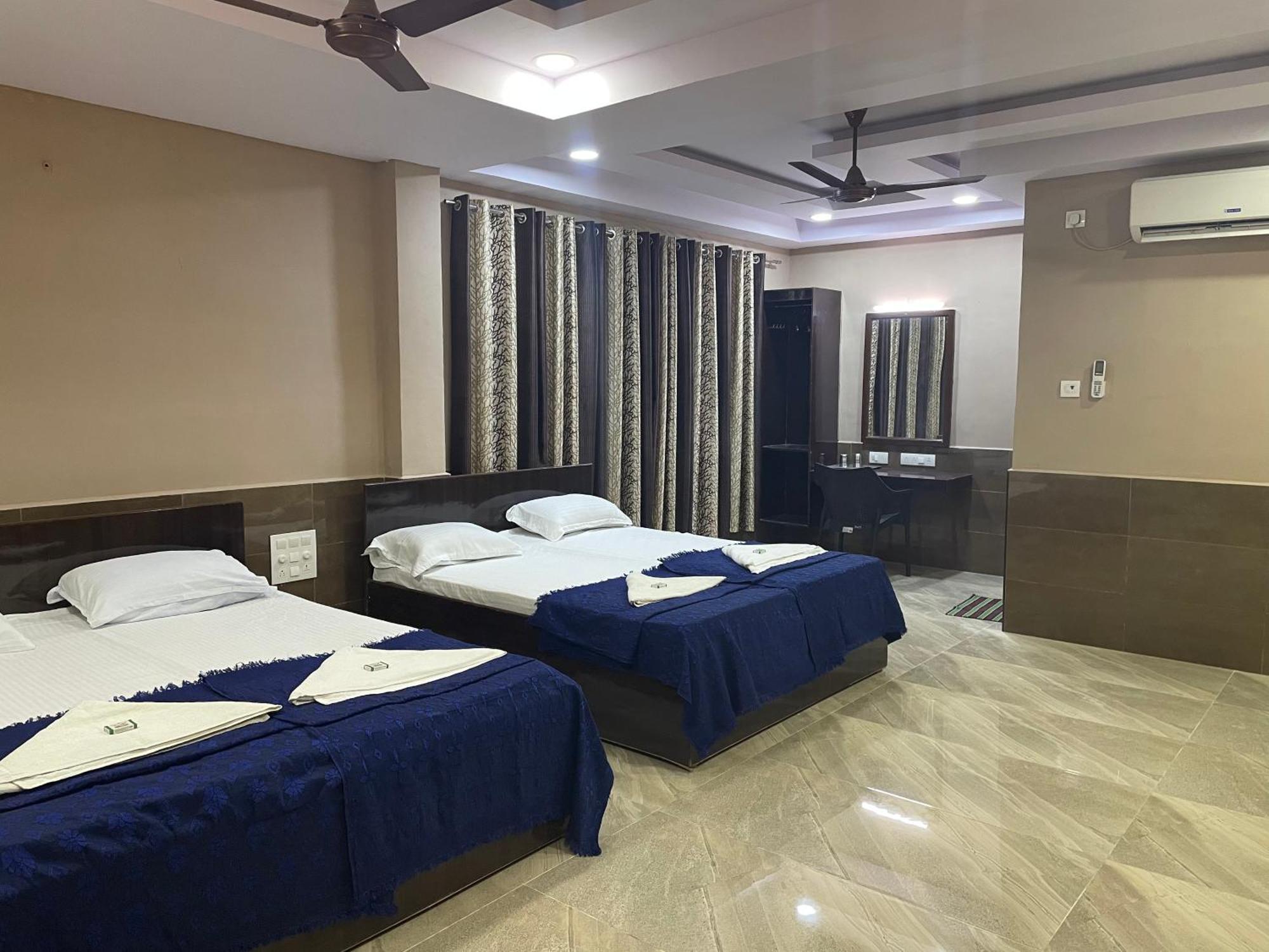 Hotel Sugam Karaikudi Экстерьер фото