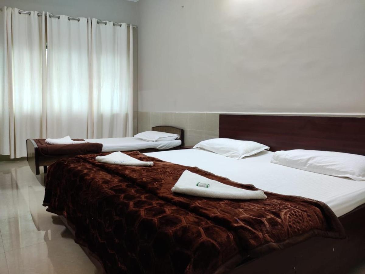 Hotel Sugam Karaikudi Экстерьер фото